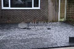 block-paving-driveway-basalt-riven-leyland_4516