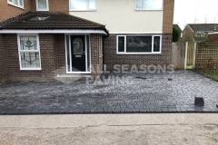 block-paving-driveway-basalt-riven-leyland_4519
