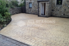 pattern-imprinted-concrete-drive-near-preston-10-scaled