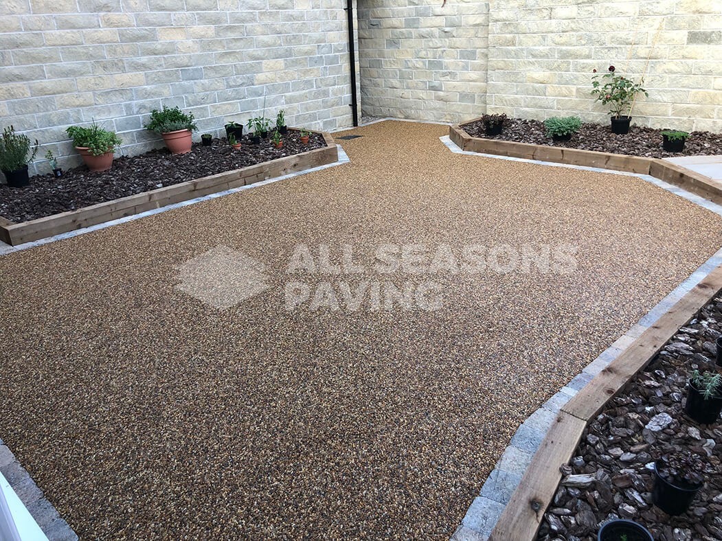 Resin patio area and landscaping near Preston in Lancashire.