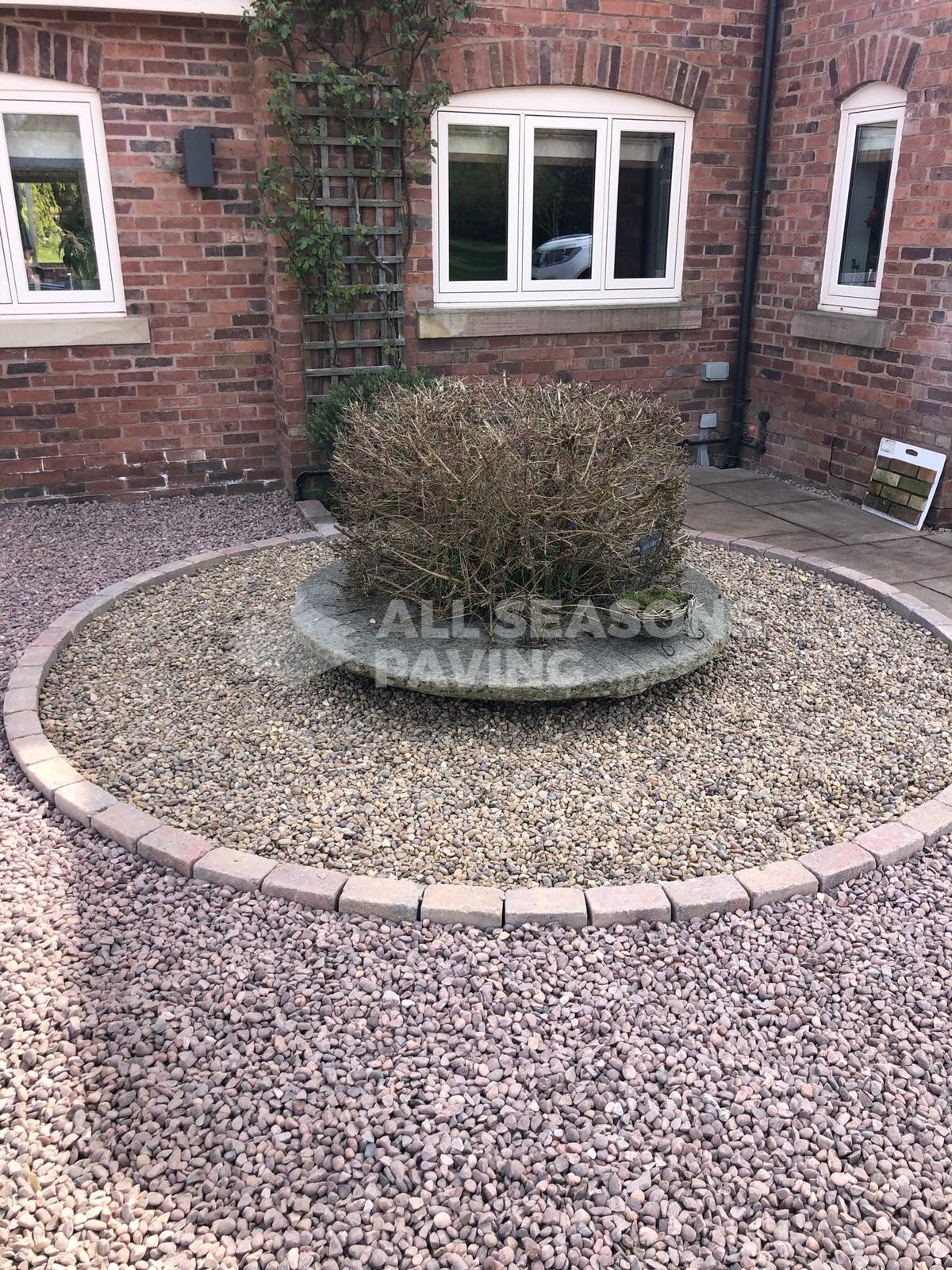 detailing of decorative aggregate