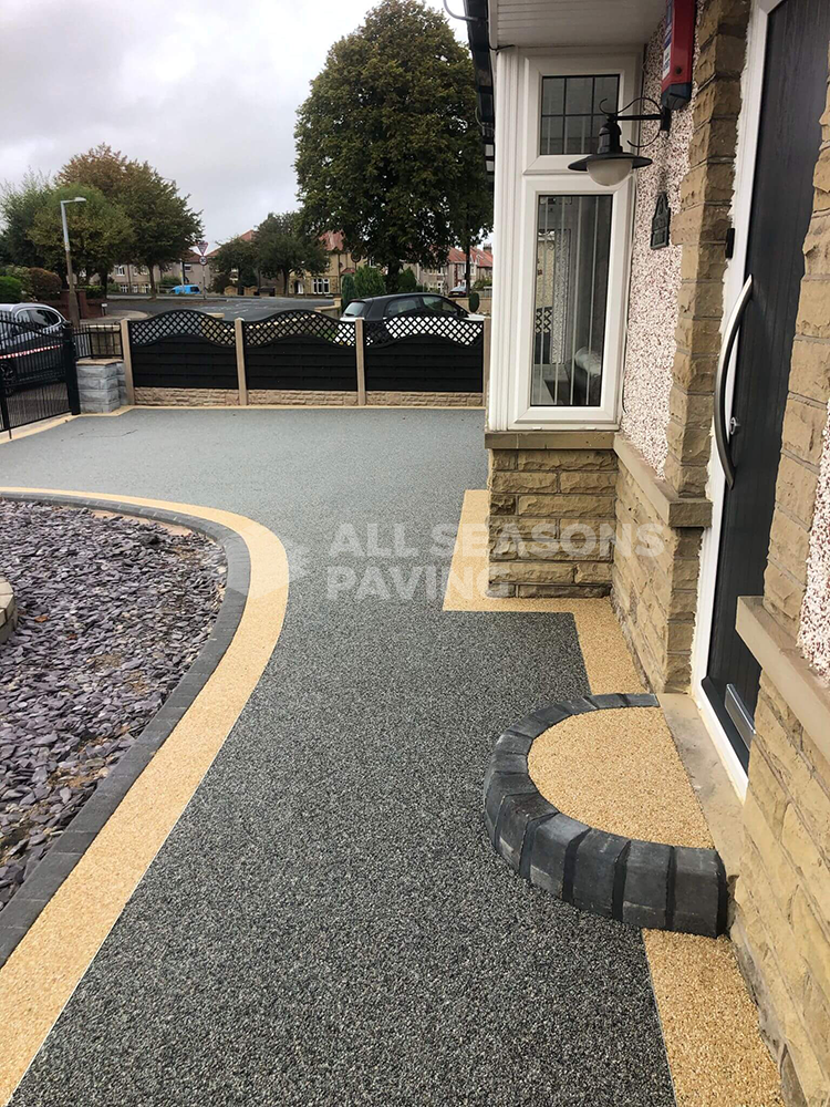 Starlight resin bound driveway