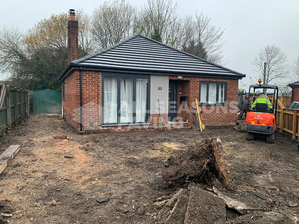 Platinum resin bound driveway in Euxton Chorley, with charcoal border