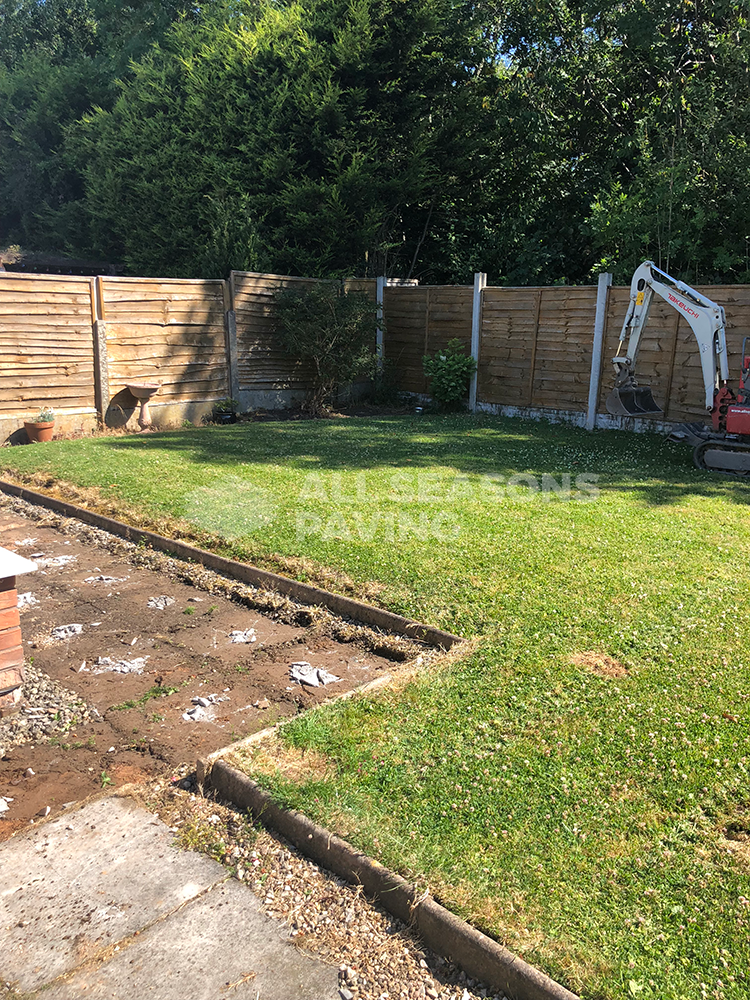 Resin bound driveway, showing landscaping side, Lostock Hall, Preston, Lancashire