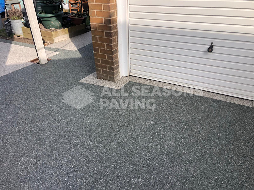 aspen borders on slate grey driveway