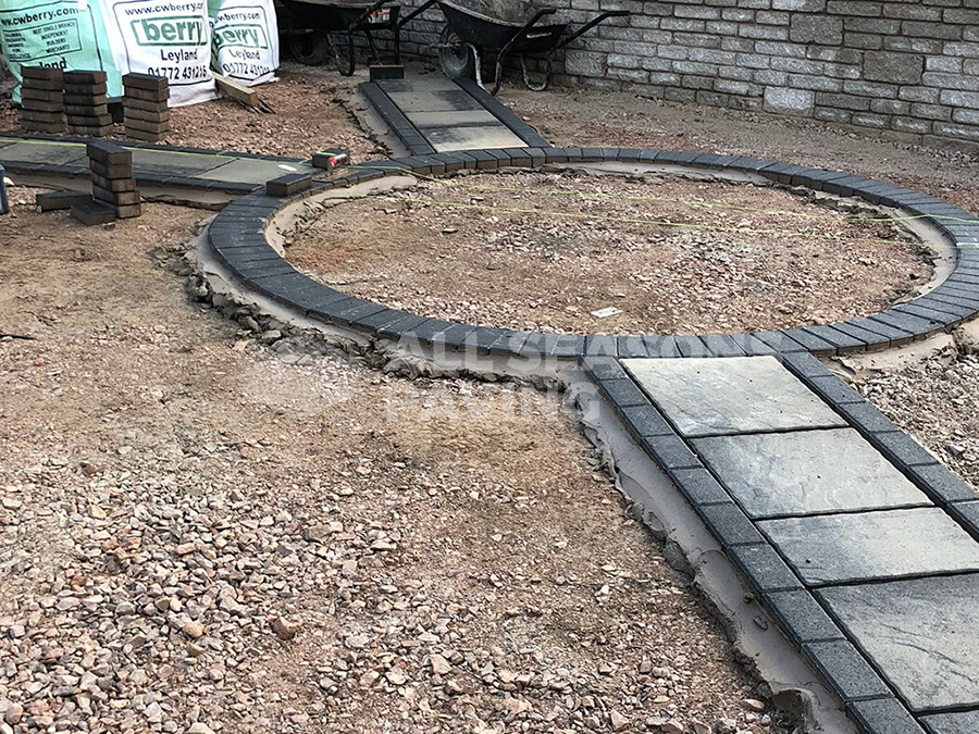 block-paving-walled-drive-preston_4618
