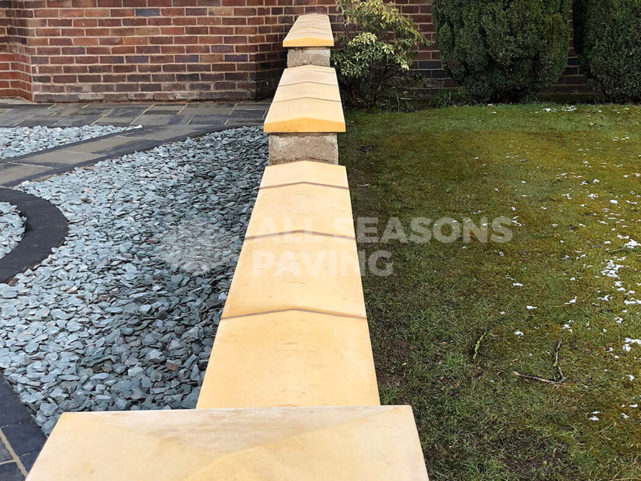 block-paving-walled-drive-preston_4631