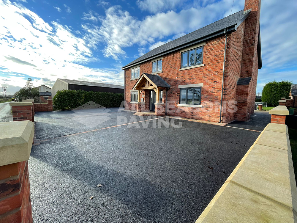 tarmac driveway installation in Woodplumpton Preston