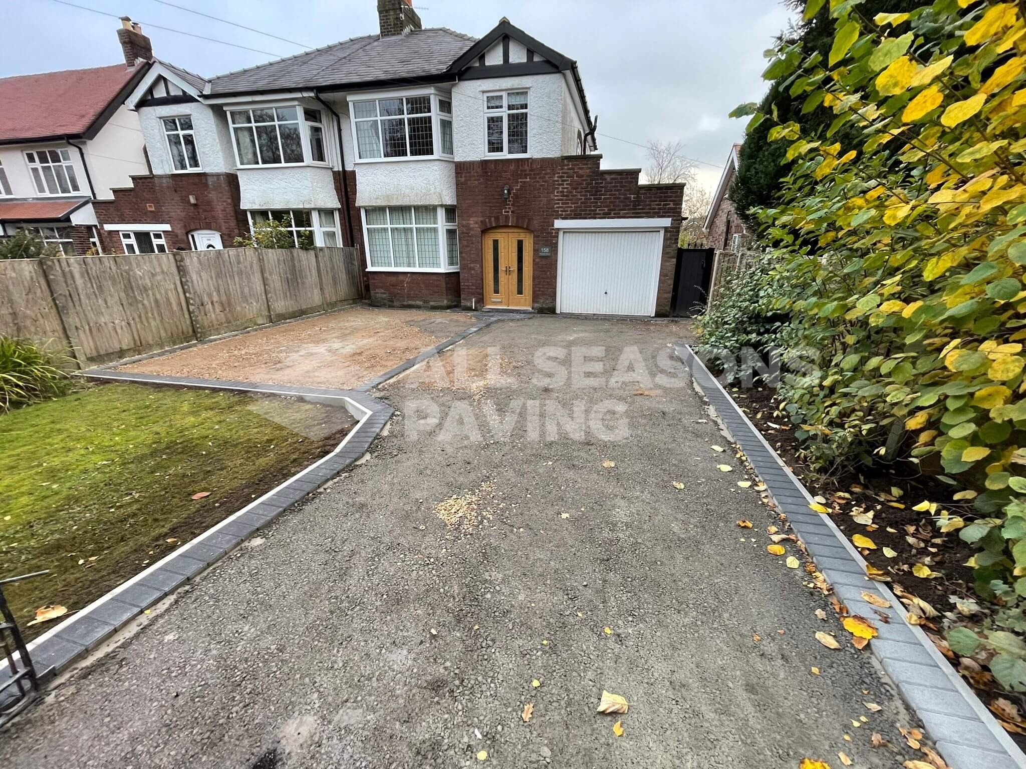 New tarmac driveway charcoal block border Chorley 14