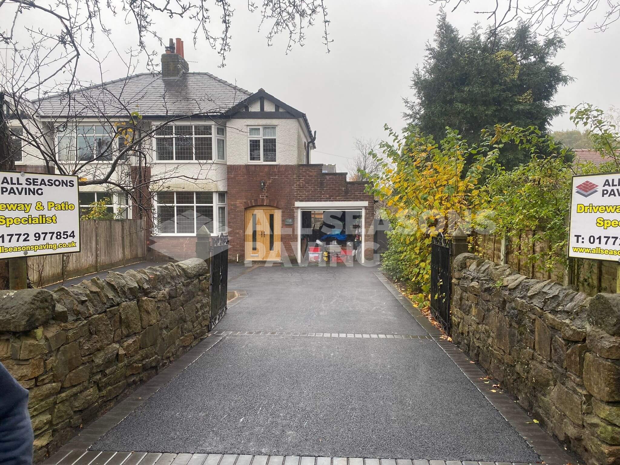 New tarmac driveway charcoal block border Chorley 17