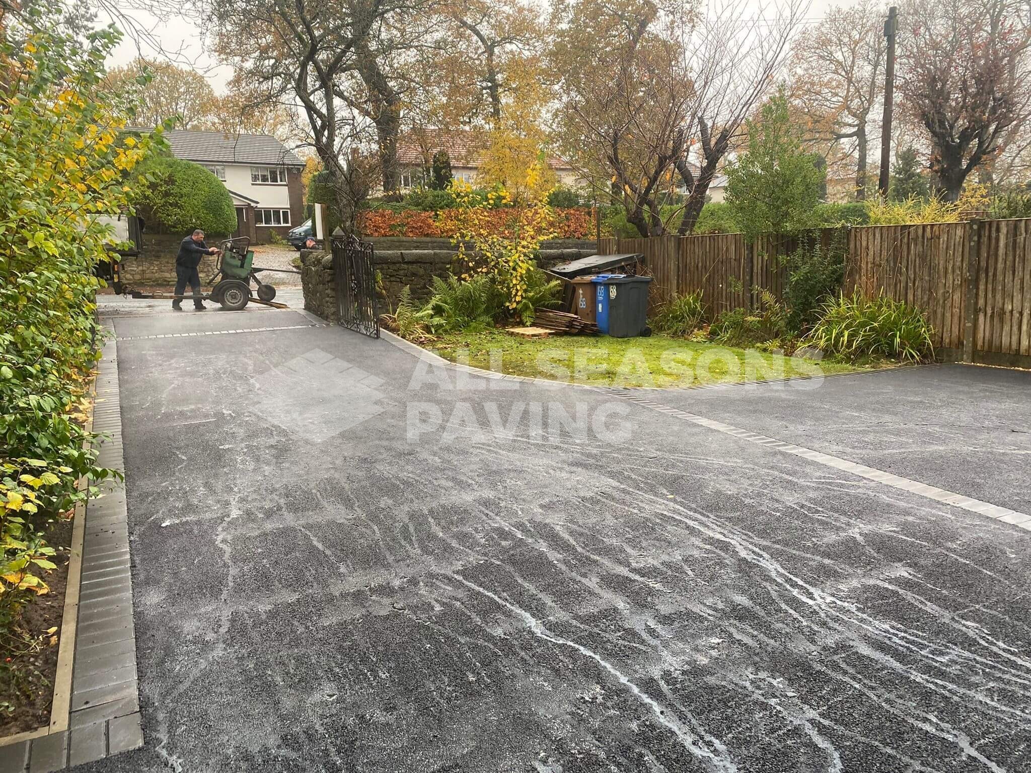 New tarmac driveway charcoal block border Chorley 7